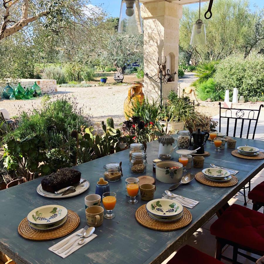 Bed and Breakfast Casa Della Scrittrice Ostuni Exterior foto