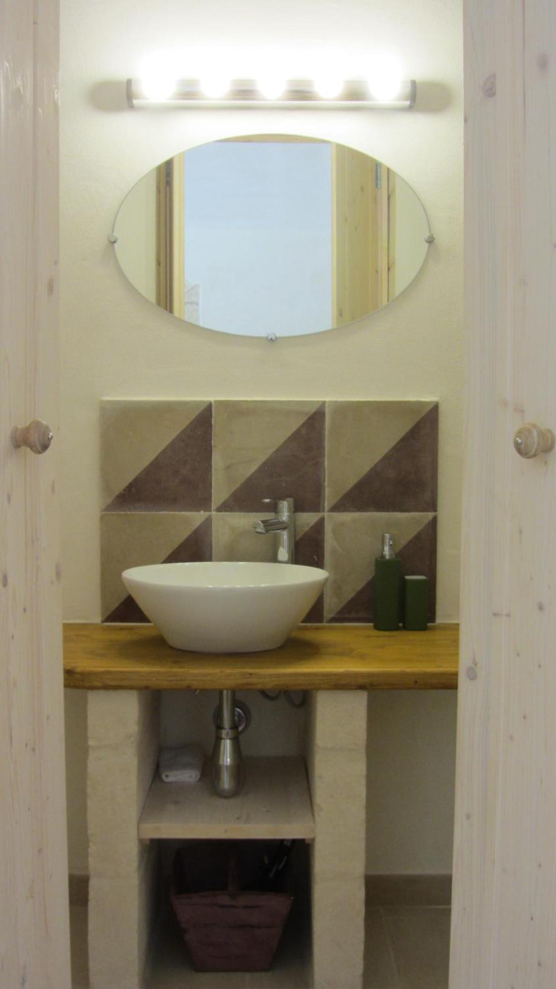 Bed and Breakfast Casa Della Scrittrice Ostuni Zimmer foto